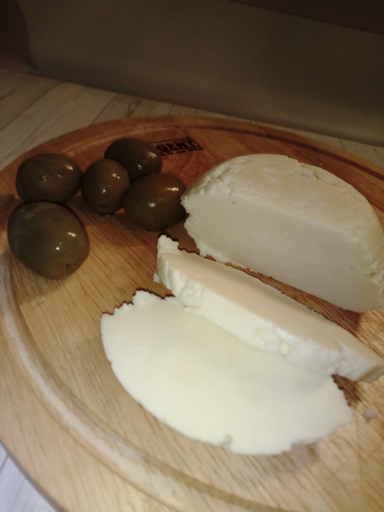 Сыр из кислого молока